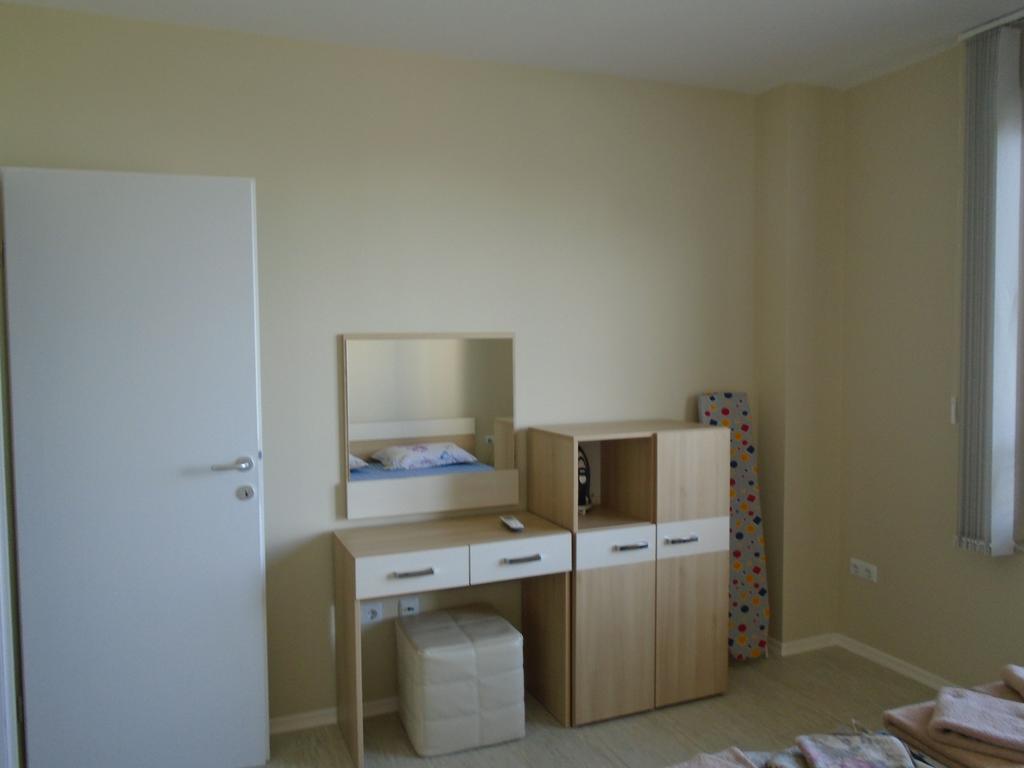 Nedev'S Apartments In Kavatsi Area Szozopol Kültér fotó