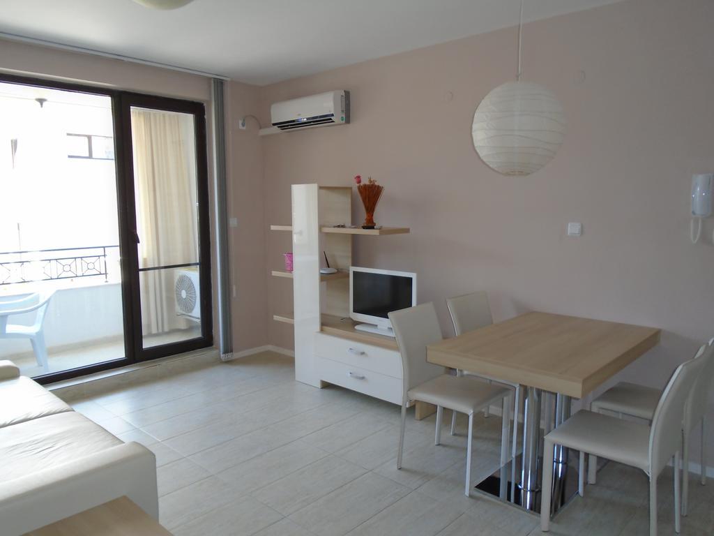 Nedev'S Apartments In Kavatsi Area Szozopol Kültér fotó